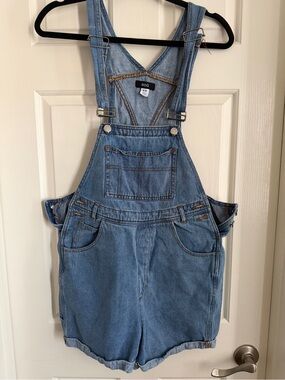 BDG Light Blue Denim Overalls Top - Washed Blue